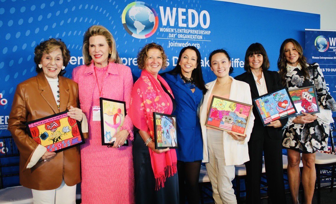 I was honored to meet so many game-changing women at the #WEDO2023 Summit and take the stage to share more about @joinpokerpower. I want to thank @wendydiamond for the recognition and for bringing this group of women together! #choosewomen