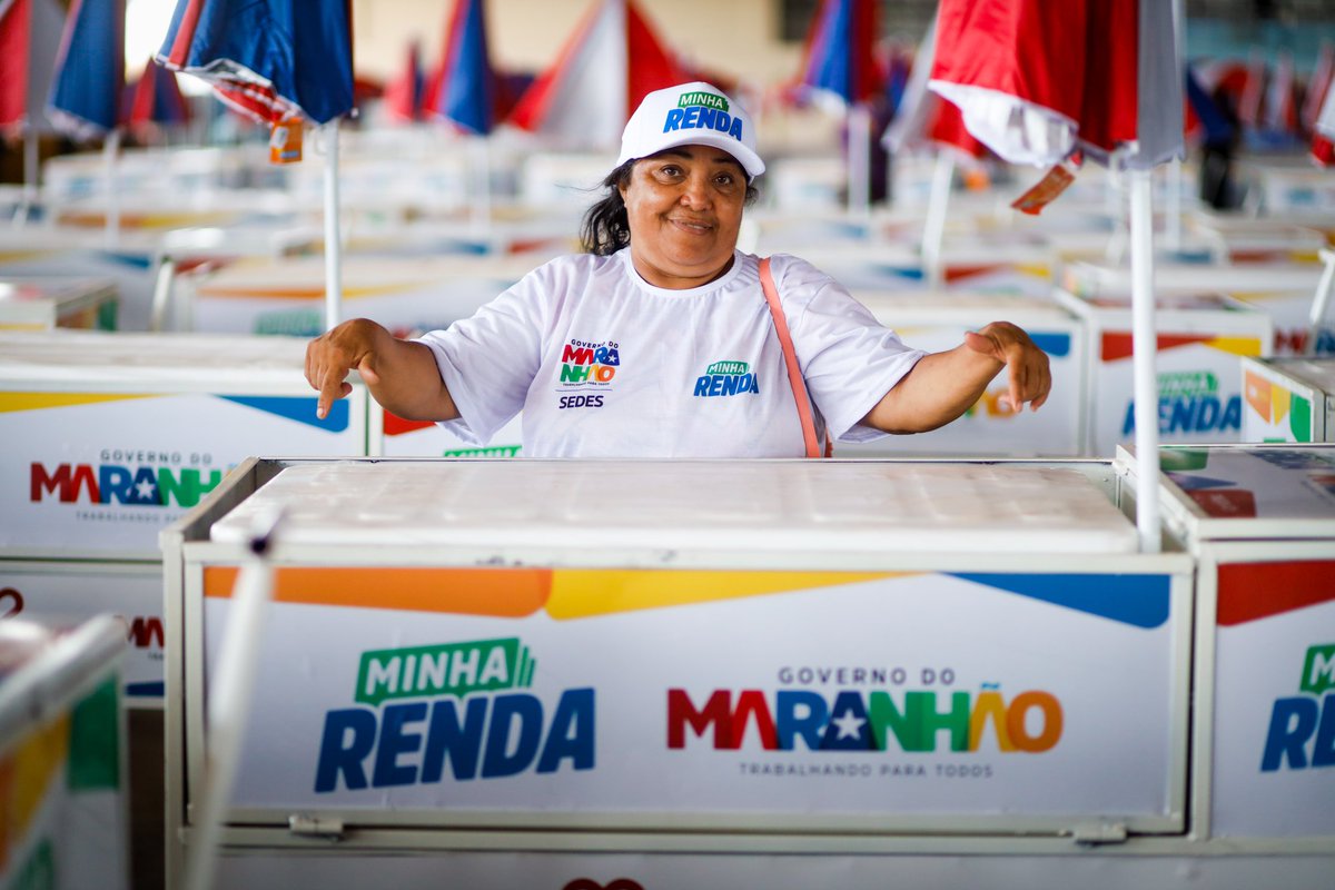 carlosbrandaoma's tweet photo. Um dia muito especial para os beneficiários do programa Minha Renda! Realizamos um grande evento para a entrega de 1.500 equipamentos de trabalho. https://t.co/0FfZG13ZWD