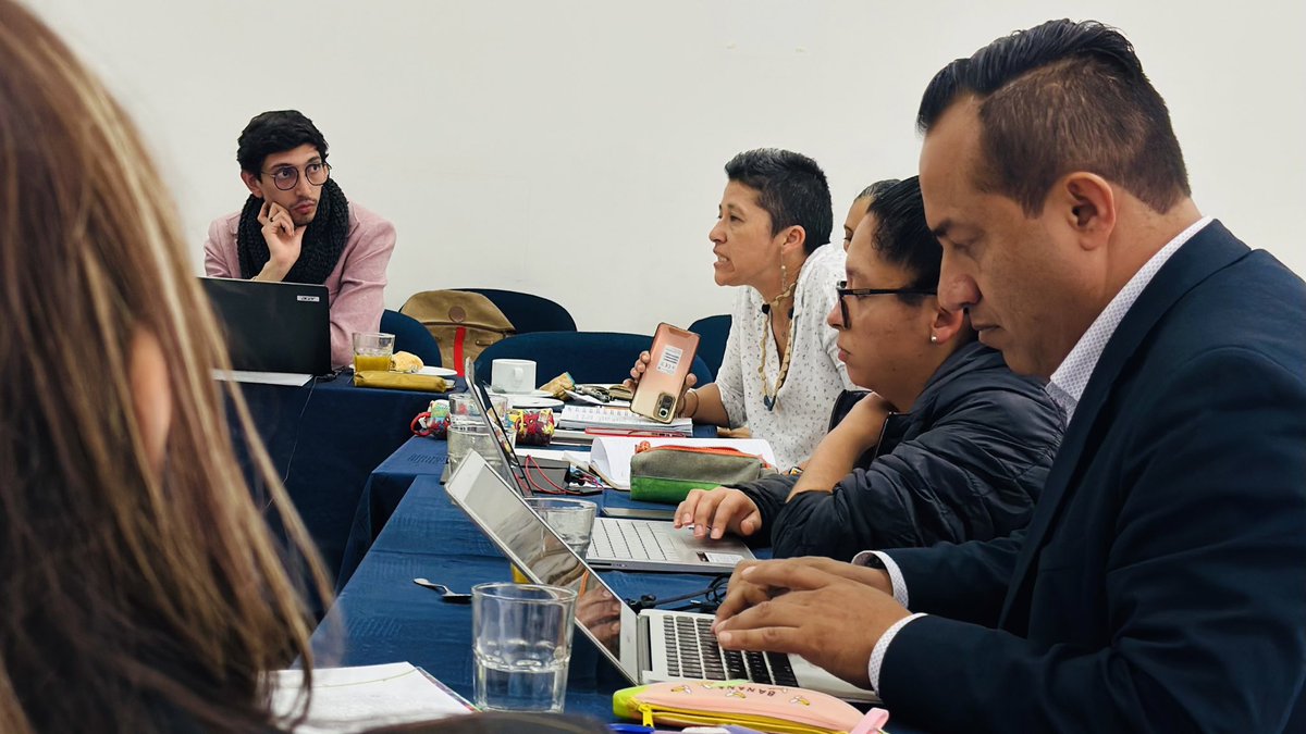 ADR_Colombia's tweet photo. 🤝¡Diálogo Andino de Agricultura Familiar!
Ecuador, Colombia y Perú participaron en un espacio de intercambio de saberes para establecer retos y oportunidades en la implementación de políticas públicas de fortalecimiento de la agricultura campesina, familiar, étnica y comunitaria https://t.co/UdsOMZ846o