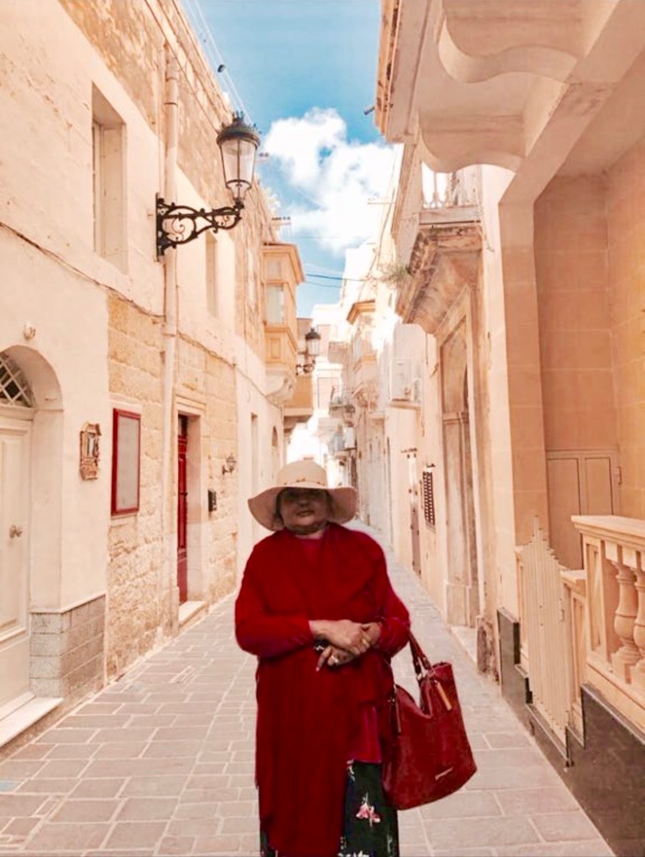 MohanadElbalal's tweet image. My Mother Ikhlas Bashir Al Kitayabi sadly passed away this weekend. And since her passing my phone hasn’t stopped ringing with those wanting to pay their respects (my phone is actually ringing as I try to type this). To say my Mother was an extrovert is an understatement she…