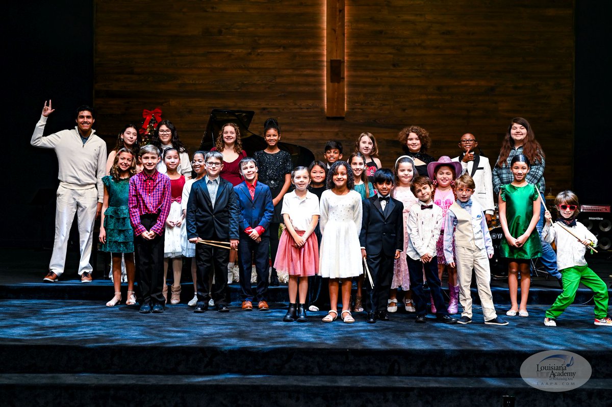 laapatweets's tweet image. A huge congratulations to all of our River Ridge School of Music &amp;amp; Dance musicians who presented 7 Christmas Concerts this past weekend!  Amazing work!

 #musiclessonsforkids #christmasconcerts #neworleansmusiclessons #holidayfun