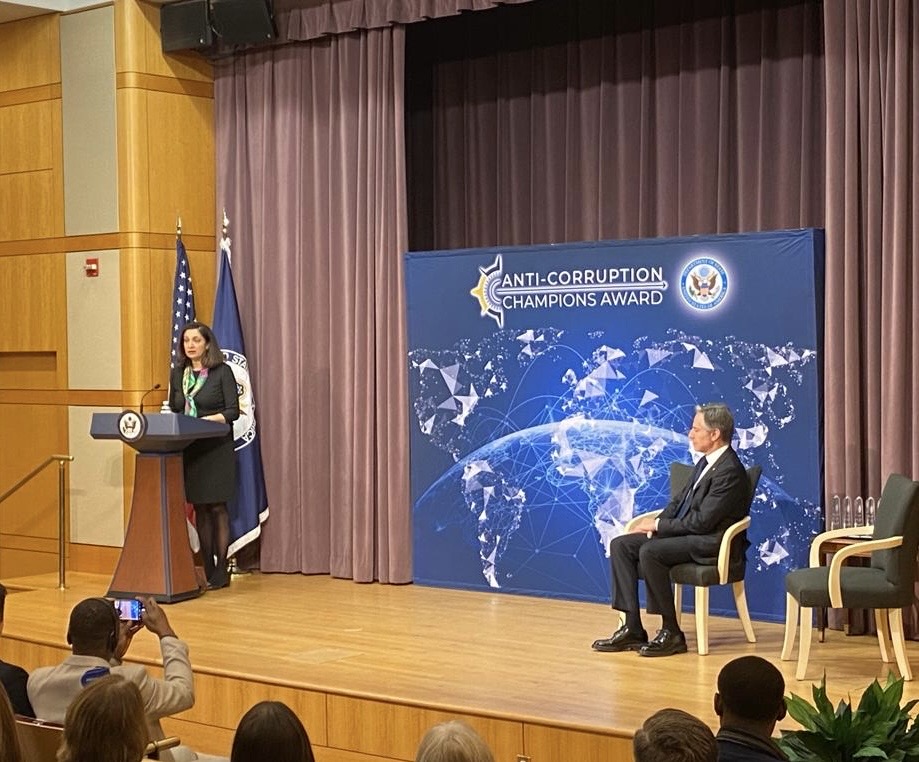 UnderSecStateJ's tweet image. Honored to join @SecBlinken &amp;amp; @StateINL at the #ACCA2023 ceremony recognizing the work of Anti-Corruption Champions from around the 🌎. The fight against corruption is a collective effort and the 🇺🇸 is committed to working with those shining a light on corrupt behavior.