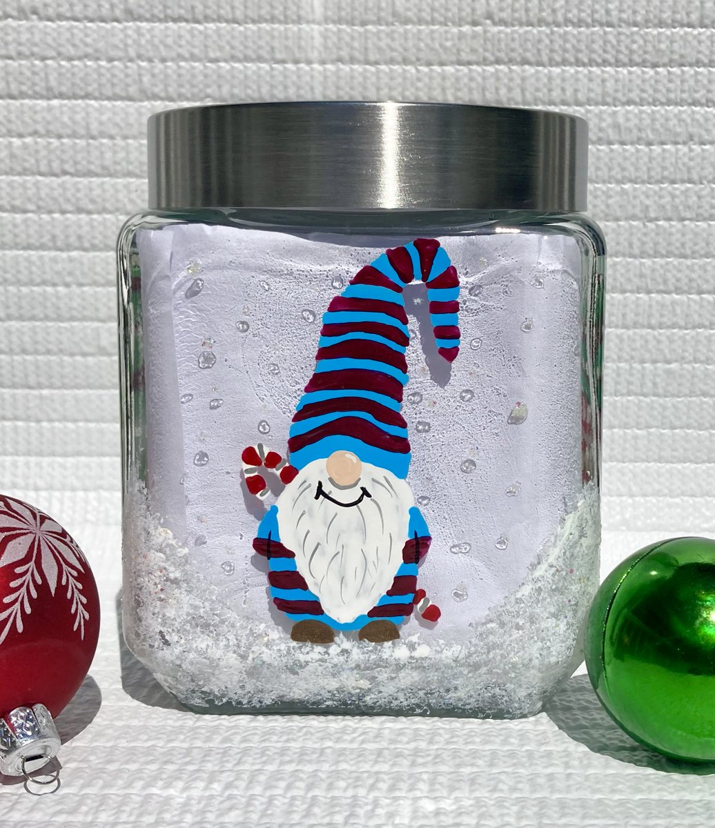Christmas gnomes etsy.com/listing/156276… #canister #gnomes #candyjar #SMILEtt23 #Christmasgifts #gnomelovergift #etsyshop #CraftBizParty #etsychristmas