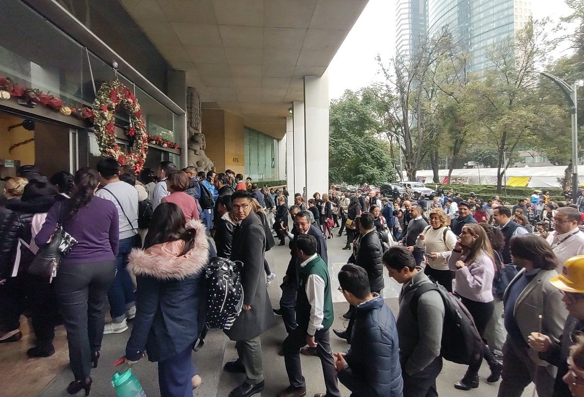 Tu_IMSS's tweet photo. 🚨Unidades médicas y hospitales del IMSS sin daños estructurales, tras sismo con epicentro en Puebla

➡️ https://t.co/Mw2ifpO64J https://t.co/jnlFn650KL