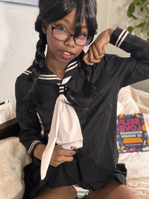 aaa thank you sm for all the gifts lately! ?? just wanted to make a post about it~ <3 https://t.co/a