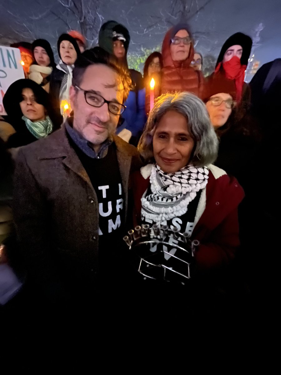 At #ColumbusCircle, NYC with #RabbisforCeasefire for #HanukkahforCeasefire
Blessed and Inspired🕊️🕎🙏🏾