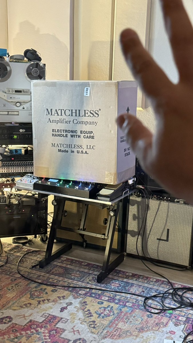 When FedEx drops off right as you have to drive your daughter to piano lessons 🥵