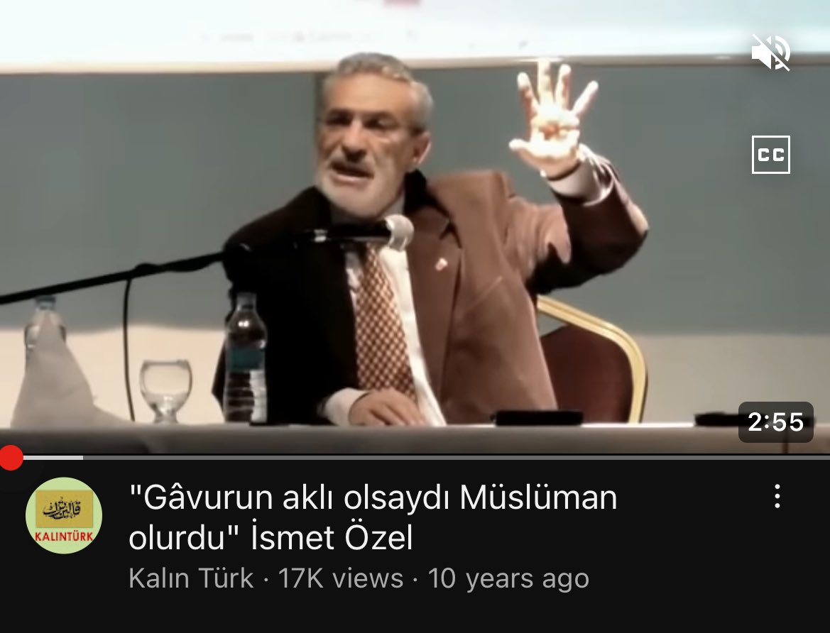 italya’da airbnb aracılığıyla konaklarken karşılaştığım bir taharet musluğu tasarımı. anlık şu şekil oldum…