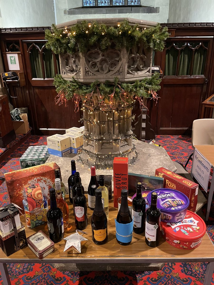 Milnrow Parish tweet media