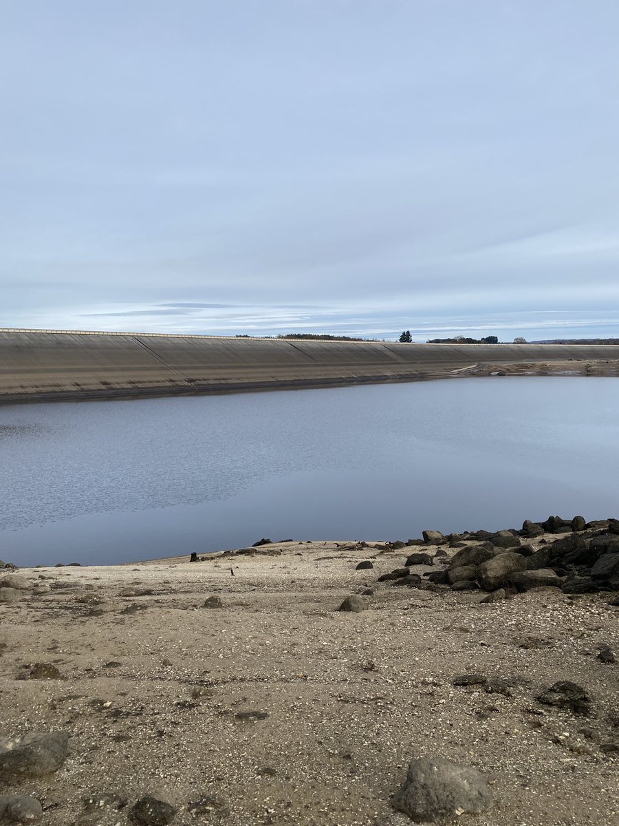 Aujourd’hui, nous étions à Montézic dans l’Aveyron pour parler potentiel de développement de l’hydroélectricité en 🇫🇷. Ici, <a href="/EDFofficiel/">EDF</a> a un projet d’extension de sa centrale existante (STEP) de 466 MW ⬇️ (1/3) #Energie #hydroelectricite