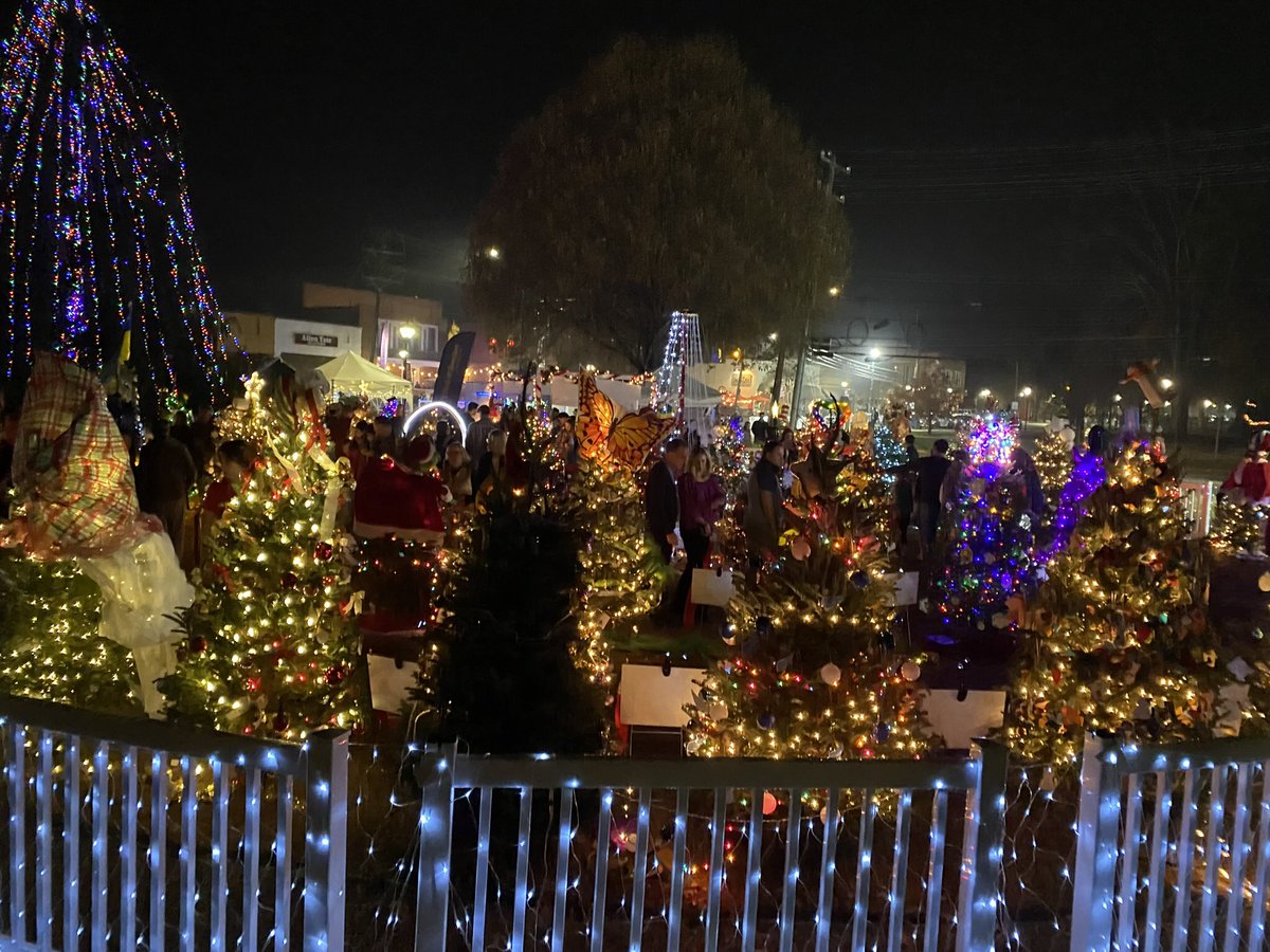 Did you catch Christmas in Davidson? Callie Hobbs did. Her photo story is in the Showcase on the Spartan Sentinel. Don’t be naughty, someone is watching, check it out.