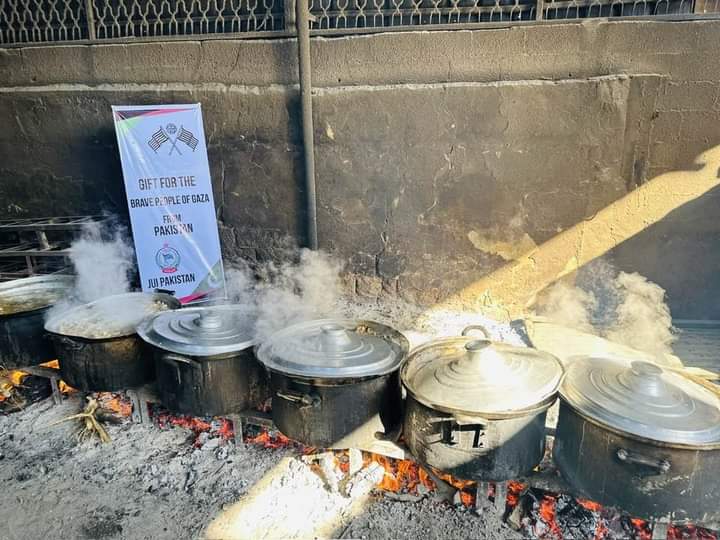 جہاں اخلاص ہو وہاں محنت کبھی ضائع نہیں ہوتی، چاہے وہ سوشل میڈیا ہو یا عملی میدان۔ ان شاء اللہ 
#JUIReliefWorkInGaza