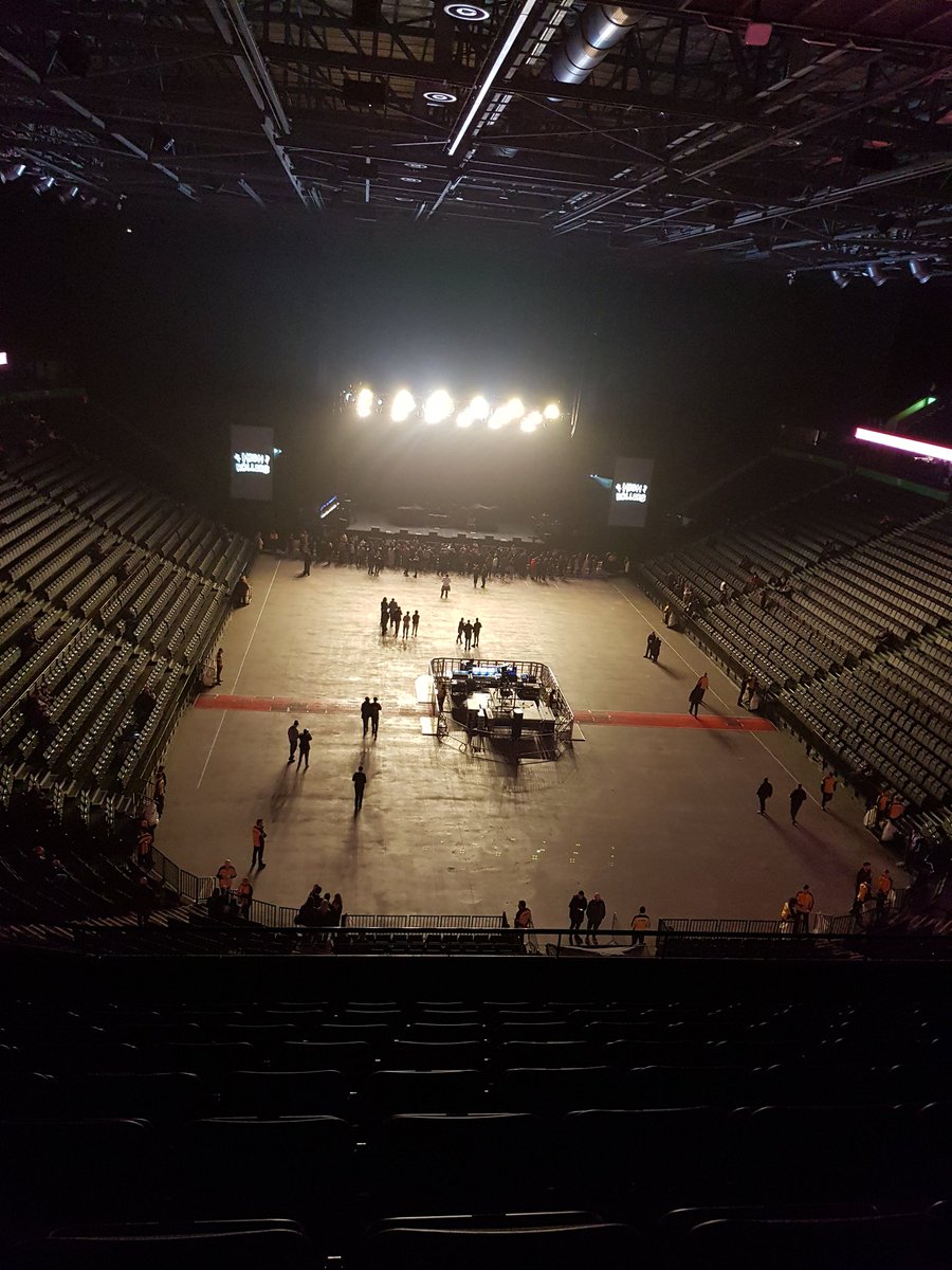 ČÅĽĻŪM tweet media