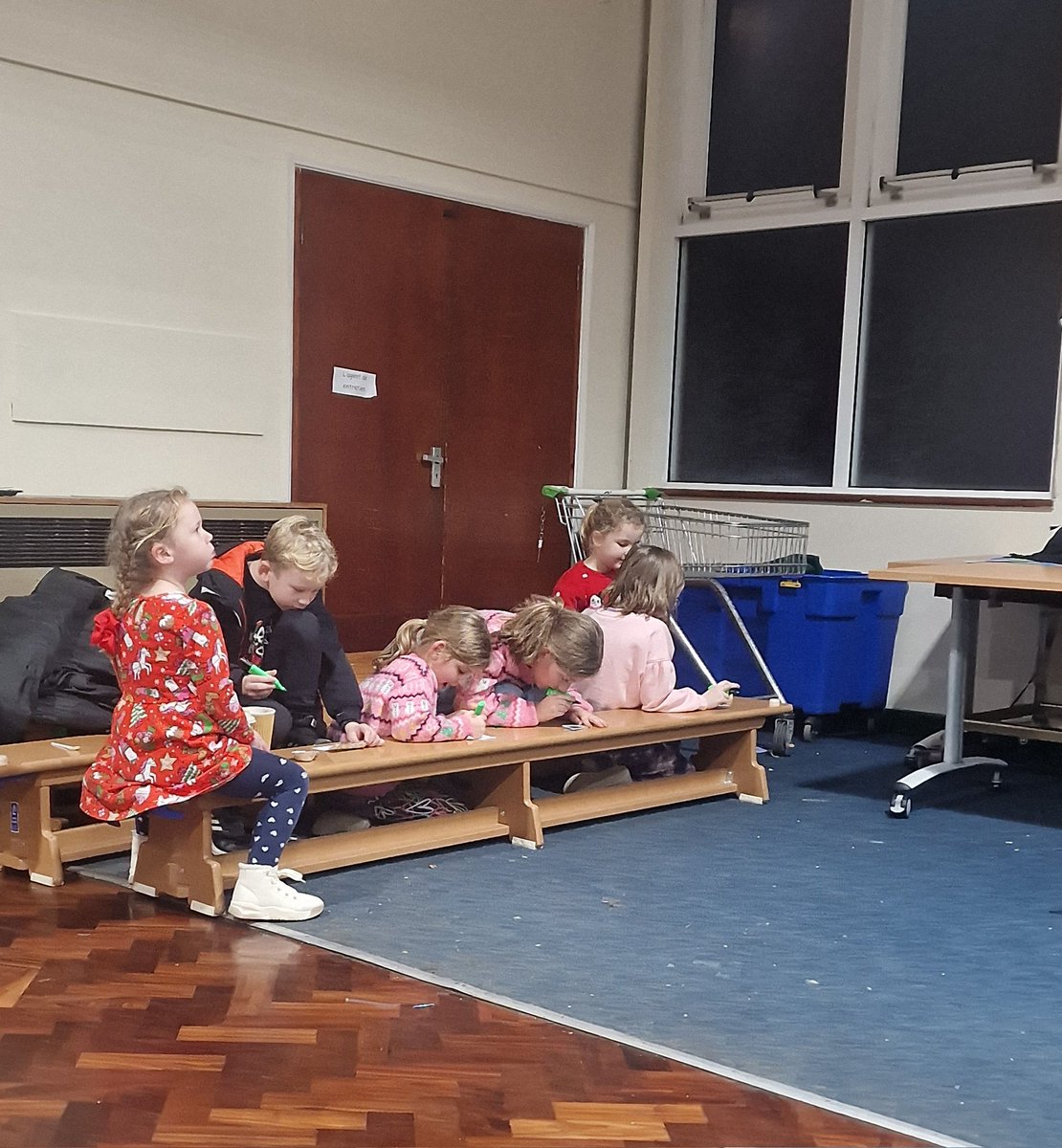 Eyes down at Christmas Bingo 🤩 @Woodlands3HH