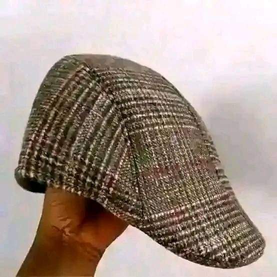 MrChelton_'s tweet photo. Vanhu vanopfeka ka hat aka vanozikanwa nembiri yei ndisati ndatenga https://t.co/nkRmdDI8XL