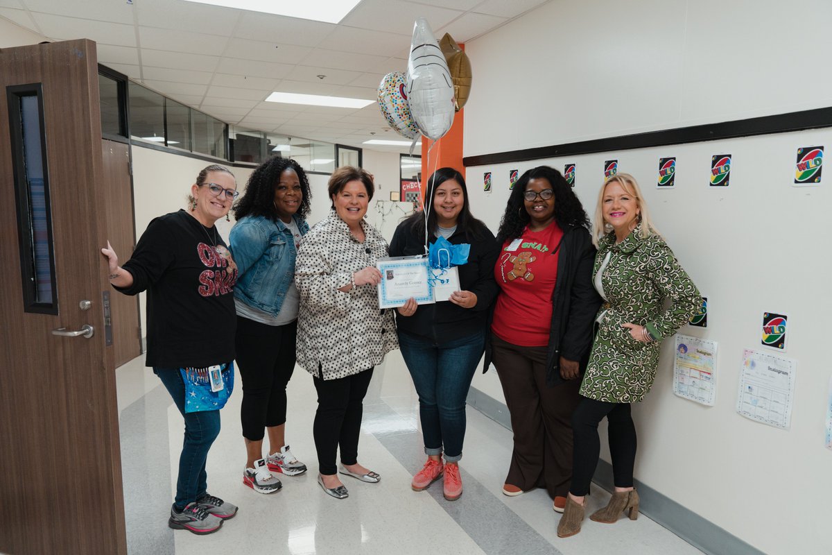 gisdnews's tweet photo. 🌟 Kudos to Anarely for being our substitute of the month! 🎉 Thank you for stepping up and making a positive impact on our students! 👏
#TheGISDEffect https://t.co/dMPPaqEgQB