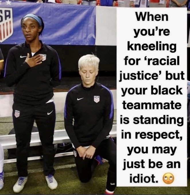What an idiot! 😅😅😅