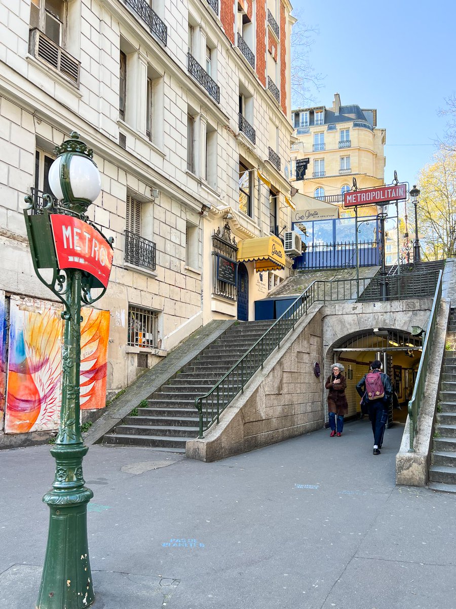 tricolorparis's tweet photo. 🚇＼＼＼
　パリのメトロ運行状況
　　　　　　　　　＼＼＼

年末から来年3月にかけて
パリのメトロ14番線���かなり頻繁に運休🚧
ご注意ください！

詳しくはこちら→https://t.co/0DIMycLqZq https://t.co/28CH9RrhFs