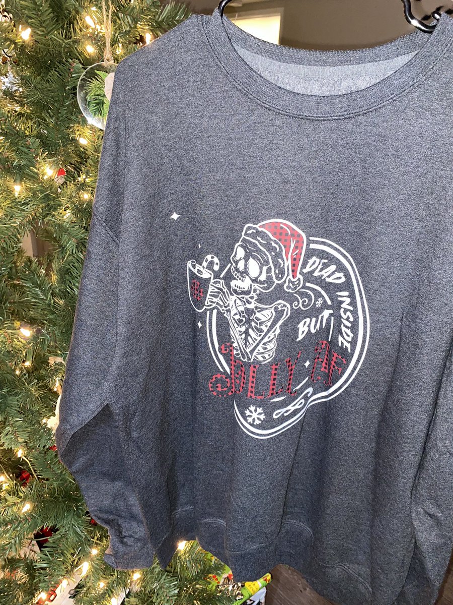 dead2me_customs's tweet photo. CREWNECK SWEATSHIRTS! 

All pricing INCLUDES shipping📦

Just the Tip crewneck (XL): $35
Jolly AF crewneck (XL): $35 
Grinch crewneck (L): $35 
Fueled by coffee (L): $30 https://t.co/TAZ8f8pNbJ