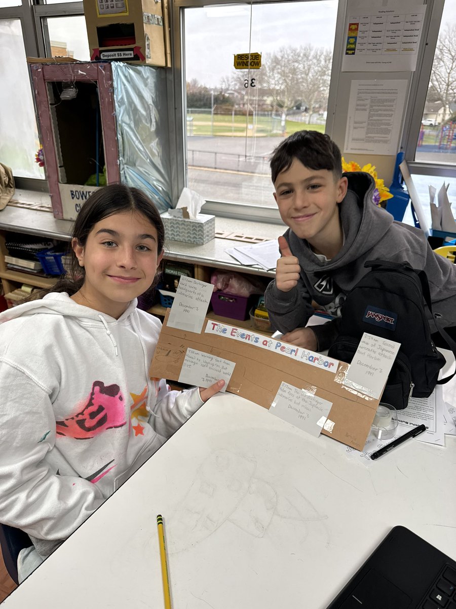 Sharilyn20's tweet photo. Today some 5th graders @WaverlyParkElem learned about the events on December 7th! #PearlHarborRemembranceDay  We researched, watched videos, and read books to create timelines of some of these important events. https://t.co/6LYSKcQRDf