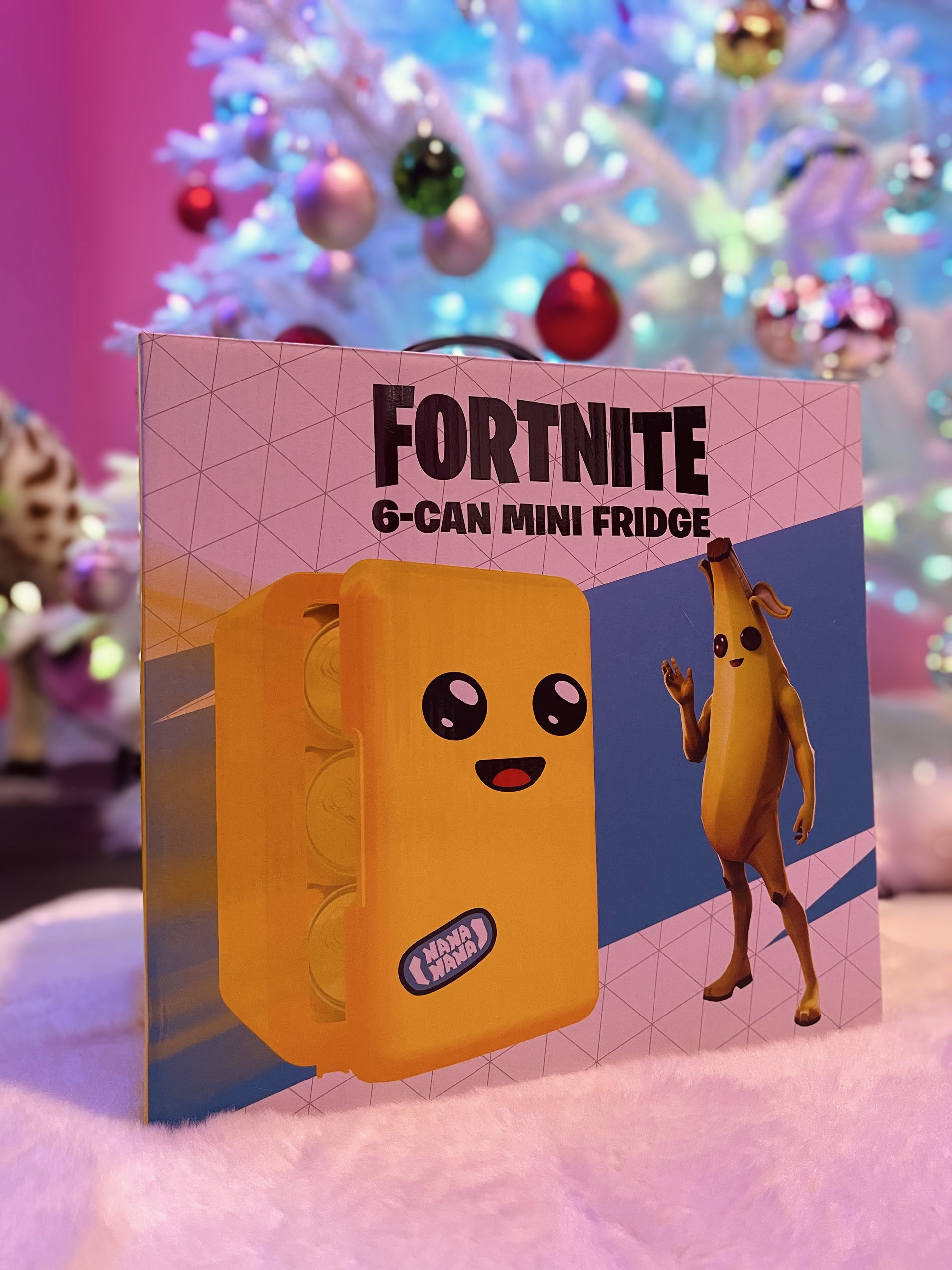 Fortnite Peely 6 Can Mini Fridge 