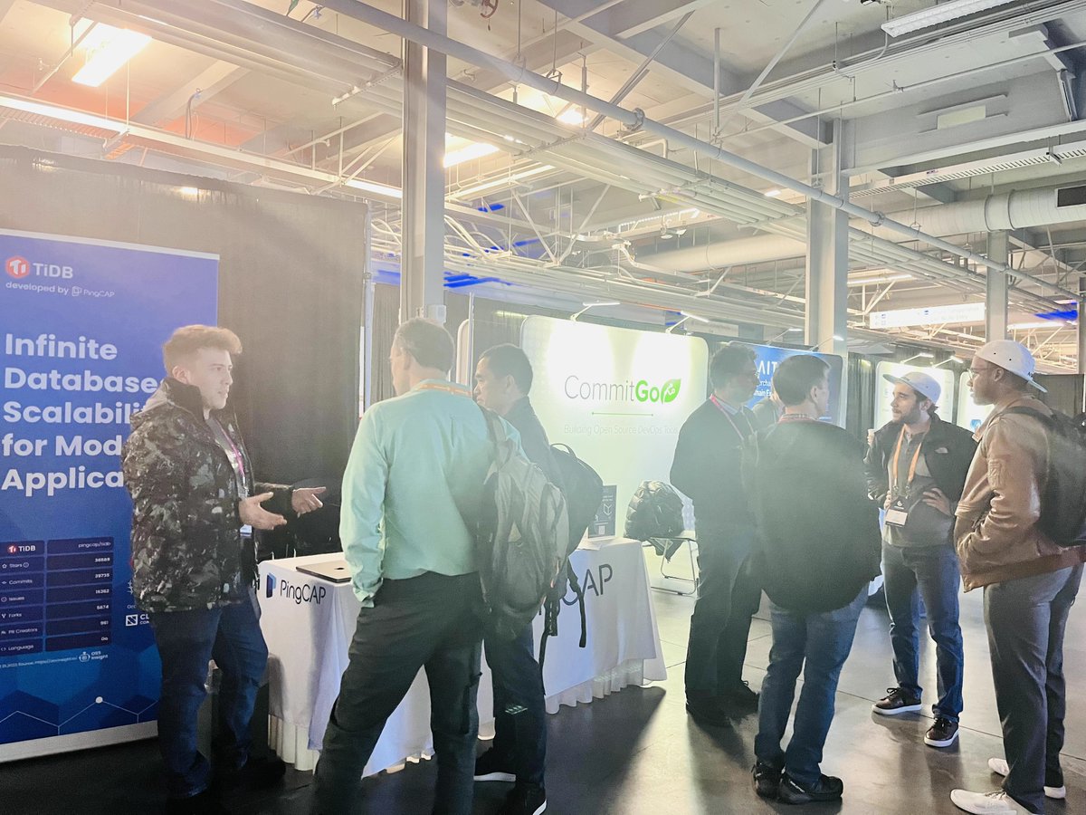 sunbains's tweet photo. The PingCAP team enjoyed meeting attendees at the Open Core Summit today! 🤝
Our CEO Max Liu presented a session 🔎 on “Pioneering Insights in the Vast Landscape of Open Source Software Data” to an engaged audience. 📸
#OpenCoreSummit #TiDBServerless https://t.co/vU6miOJCEj https://t.co/1XZK8mZ7An