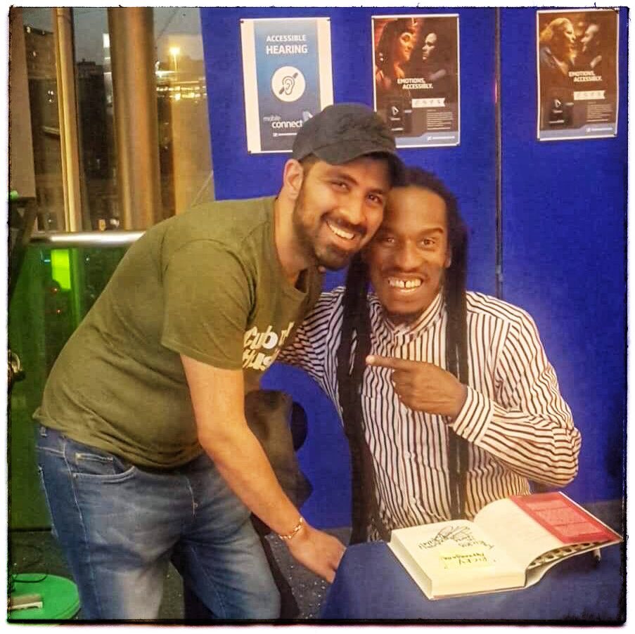 VividRicky's tweet photo. That time I met Benjamin Zephaniah…he’d just had his book published…onstage he performed/cited poetry, gave anecdotes…happy and sad, sang, took questions from the audience…and was kind to meet people afterwards.
Can’t believe he’s gone! Sorely missed he’ll be!
#InUnity ✊🏽 https://t.co/HfIUvUCI7Y