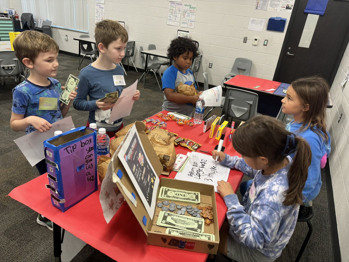 Warren Hope Dawson Elementary (@dawsonelem) on Twitter photo 🍎Gifted Education Week!
This week is gifted education week. This week celebrates our wonderful gifted teachers and the work they do to ensure our gifted students are challenged and excelling academically. 🌟
<a href="/HillsboroughSch/">Hillsborough Schools</a> 🍎Gifted Education Week!
This week is gifted education week. This week celebrates our wonderful gifted teachers and the work they do to ensure our gifted students are challenged and excelling academically. 🌟
<a href="/HillsboroughSch/">Hillsborough Schools</a>