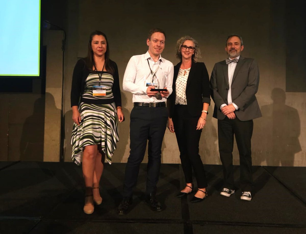 cchen_gob's tweet photo. WOSMIP IX 🇨🇱
Y finalmente, the Wozzie Award recayó este año en Andrew Petts, representante de @edfenergy, con su presentación titulada "XENAH: Situación actual, resultados y retos".

¡Felicitaciones! https://t.co/gHO6w08th2