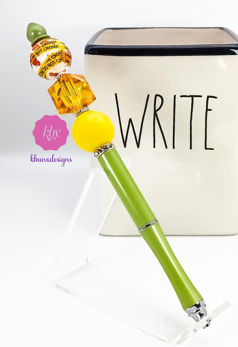 KBanxDesigns's tweet photo. 💜Follow @kbanxdesigns for inspirational writing tools to give women the confidence to place ideas & experiences on paper.
It's time to shop and 'Write in Style'!
#kbanxdesigns #writinghelpsmethink #christianbusinessowners #shemeansbusiness #journalinghelp #mindsetshift https://t.co/OJMxLXi8Hc