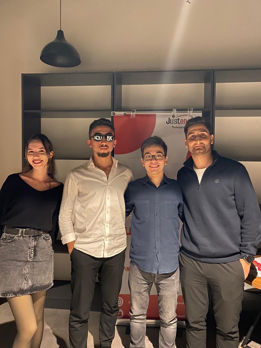 folksdevtv's tweet photo. UniFolksDev olarak, ekibimizden @mrt__dev ve @Furkannzmn bugün Kocaeli Üniversitesi Bilgisayar Kulübüne konuk oldular. Öğrencilerle Yazılım kariyeri üzerine keyifli bir sohbet gerçekleştirdik. 

Sizler de @folksdevtv’yi üniversitenize davet etmek için iletişime geçebilirsiniz 🫶 https://t.co/PLKb3ETvUQ