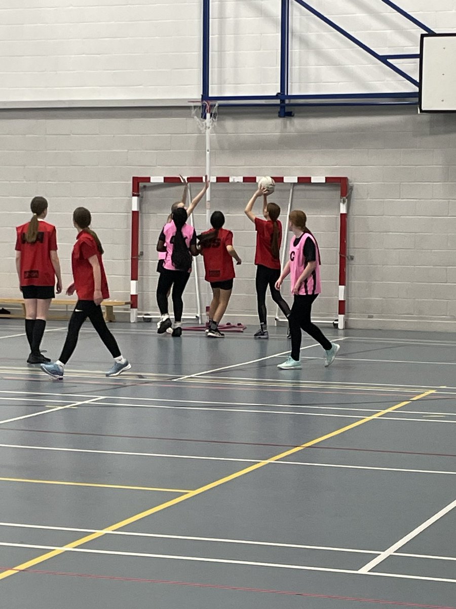 Well done Year 10 @Bham_Netball Team who played superbly against @Stockgrn  a very close game, finishing  with a 18-17 victory for @stedcamp Well Done ladies!! #thisgirlcan #loveafterschoolsport