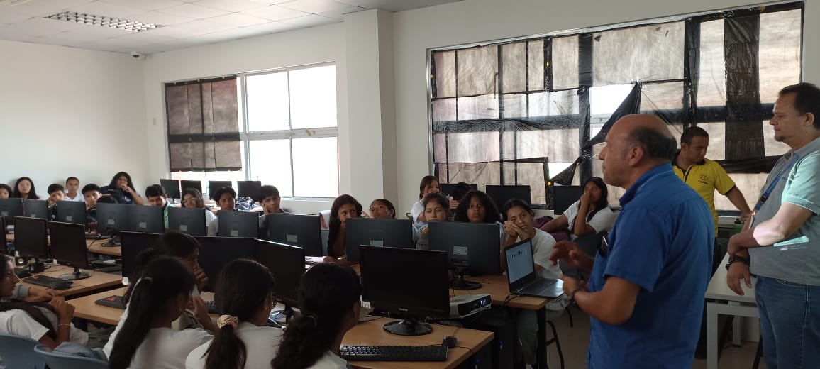servicioscnelep's tweet image. #Balao I 

Posicionamos recomendaciones básicas que fomentan el uso eficiente de energía eléctrica en los estudiantes de la Unidad Educativa Sabino Espacio Rosales Panchana. Creamos cultura de ahorro desde la niñez y juventud.