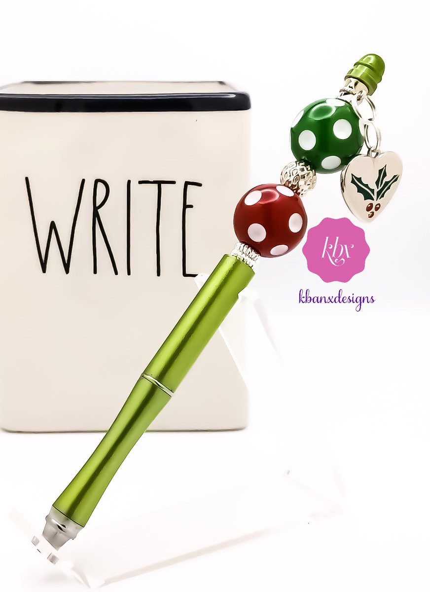KBanxDesigns's tweet photo. 💜Follow @kbanxdesigns for inspirational writing tools to give women the confidence to place ideas &amp; experiences on paper.

It's time to shop and 'Write in Style'!

#kbanxdesigns #writinghelpsmethink #christianbusinessowners #shemeansbusiness #journalinghelp #mindsetshift https://t.co/seEi6Gxkfe
