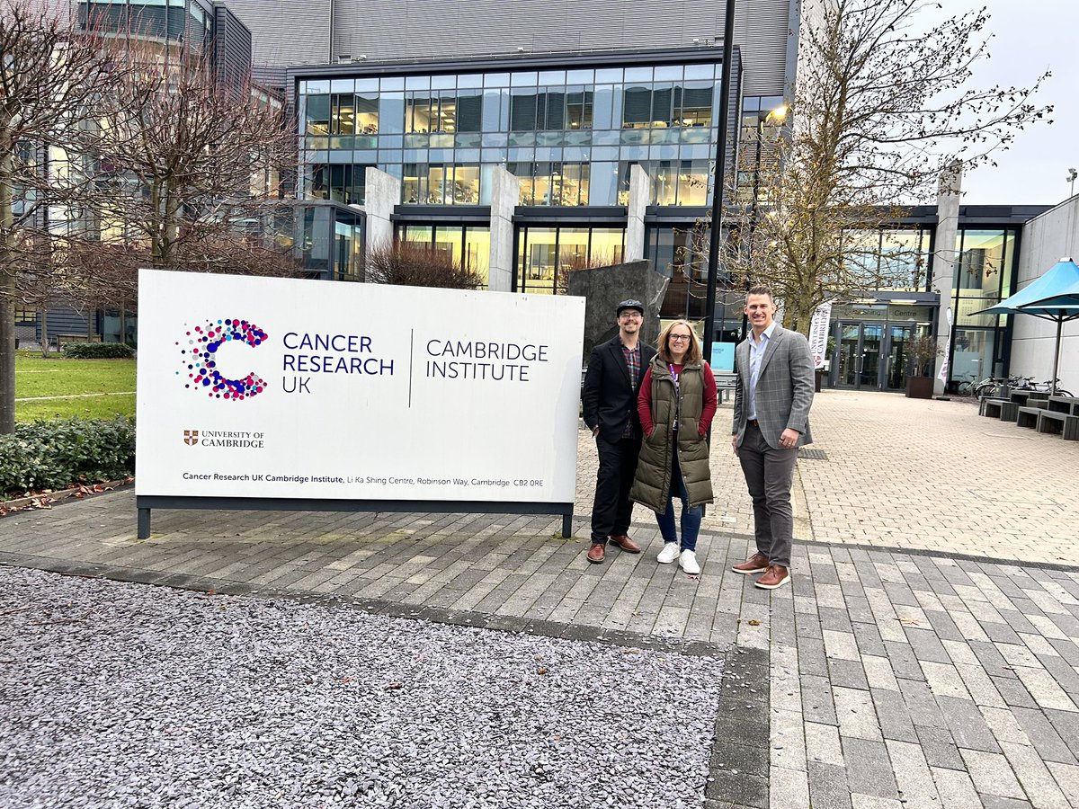 JoMitchell's tweet photo. @CRUK_CI @CI_histocore hosted Jonathan and Nels from @ParheliaBio this week for installation and training on their Omnistainer autostainer for spatial biology techniques 🤖 https://t.co/6wA0GudBn0