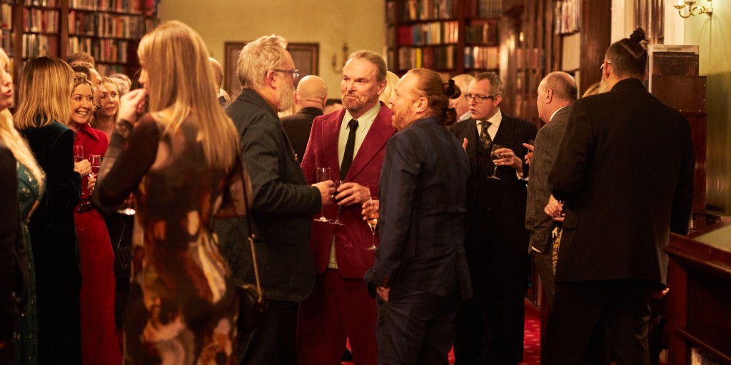 classicthefilm's tweet photo. The stars aligned… follow us on our bumpy journey to the silver screen.
Thank you to the @RoyalAutomobile and @PaulCowland_ for putting this glorious evening together.
@katherine_kelly @MakeMeFilms

#ClassicTheFilm #ClassicMovie  #FilmJourney #KatherineKelly https://t.co/X5nXidgLjp