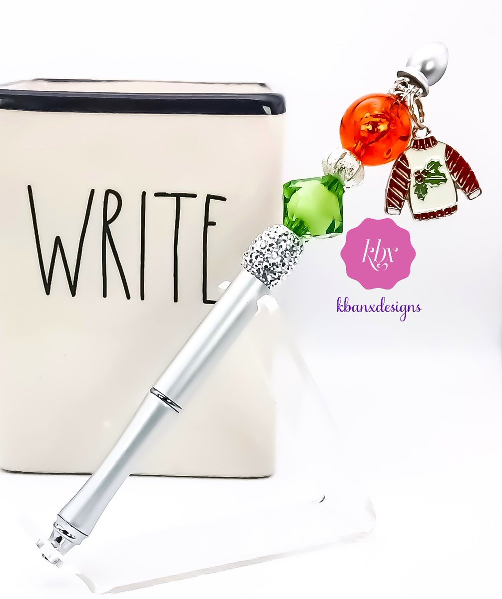 KBanxDesigns's tweet photo. 💜Follow @kbanxdesigns for inspirational writing tools to give women the confidence to place ideas &amp; experiences on paper.

It's time to shop and 'Write in Style'!

#kbanxdesigns #writinghelpsmethink #christianbusinessowners #shemeansbusiness #journalinghelp #mindsetshift https://t.co/tCzKWEu2No