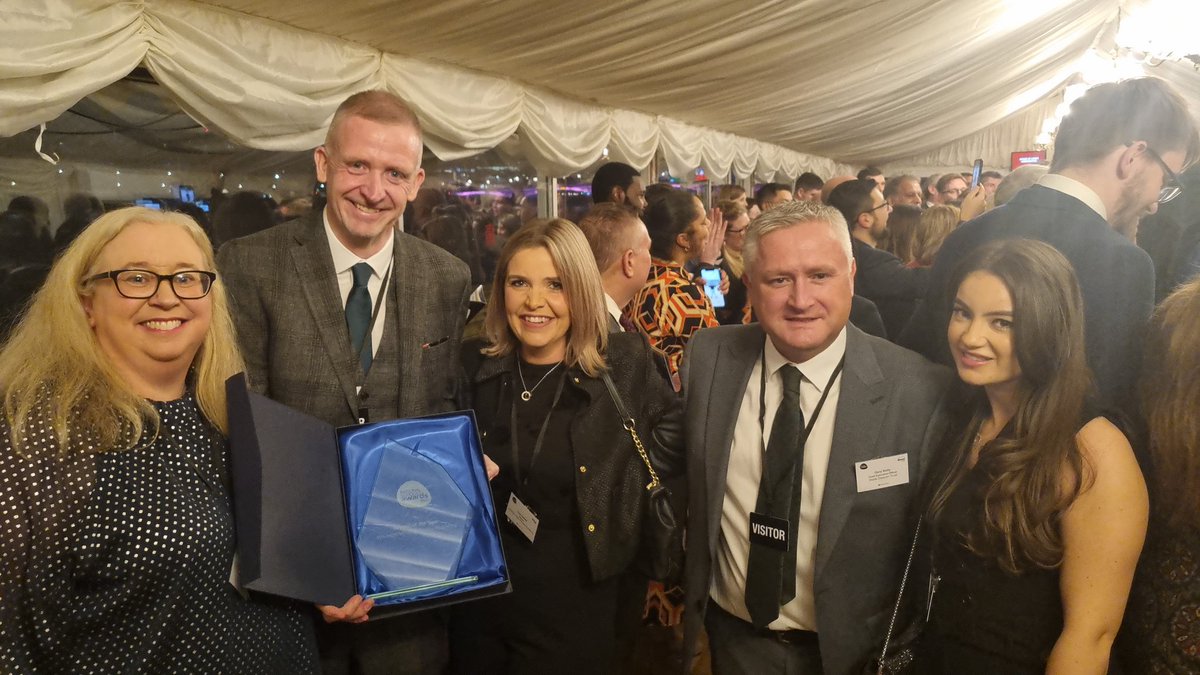 Brilliant news for Whiston Willis Primary Academy - Knowsley - School of the Year 2023 at the National Schools Awards decided this evening in the House of Lords! Well done to Ian and his brilliant team!!
<a href="/wadedeacon/">Wade Deacon</a> <a href="/wdtrust/">Wade Deacon Trust</a> <a href="/whistonwillis1/">Whiston Willis Primary Academy</a> <a href="/KnowsleyCouncil/">Knowsley Council</a> <a href="/bbcmerseyside/">BBC Merseyside</a>