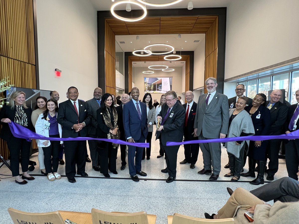 .@LSUpresident @WFTate4 and the @LSU Board of Supervisors joined @LSUHealthNO’s Dr. Steve Nelson to formally open the Center for Advanced Learning & Simulation at the former Hotel Dieu and University Hospitals. #ScholarshipFirst