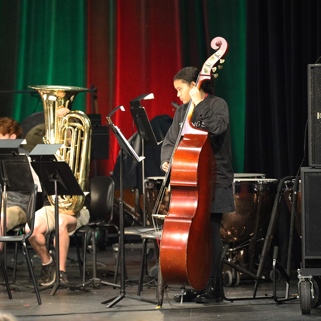 FPD's High School Band held a special performance today for students. They gave a preview of their Christmas Concert, which takes place tonight.  #VikingNation #ROOTED