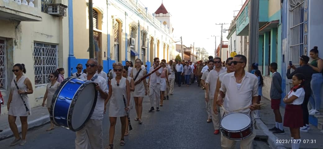 👉La salud tunera presente hoy en acto y peregrinación por el 127 Aniversario de la Caída en Combate del General Antonio Maceo y Operación Tributo. 
#MaceoVive #CubaViveEnSuHistoria #LasTunas