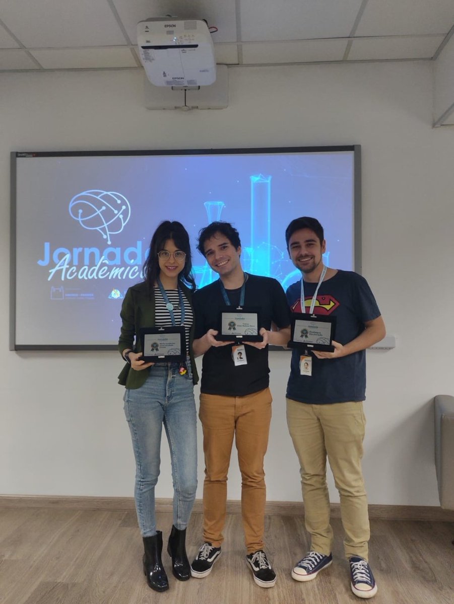 LapapiIn's tweet image. And the prize goes to... Vick, Luiz and Cleyson from the #LAPAPI team! We are all so very proud!  Congrats @arauilapr and @letusaa  for your brilliant students! We all make an amazing group together!❤️