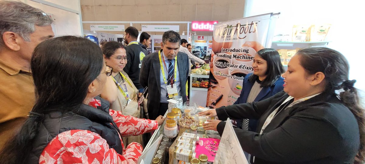 APEDADOC's tweet photo. Shri. Abhishek Dev, Chairman, #APEDA visited the exhibition and interacted with the exhibitors and stakeholders at #SIAL INSPIRE #FOOD BUSINESS 2023. #Agriculture #Export #SIALIndia2023 https://t.co/D4VCqYEXyt