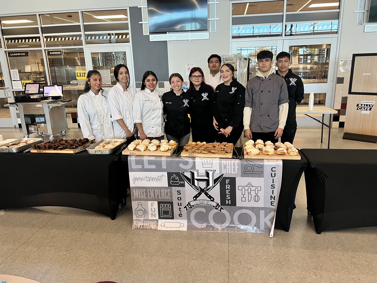 HHSCulinaryArt's tweet photo. Busy week for my young chefs. Lunch catering Tue and Thur for our amazing teachers, dessert with the Deputies this morning. The compliments we receive about their dedication and the taste of their food is such a great feeling. Way to go my young chefs! #scorpionstrong #RepTheH https://t.co/kIXbEHSJOA