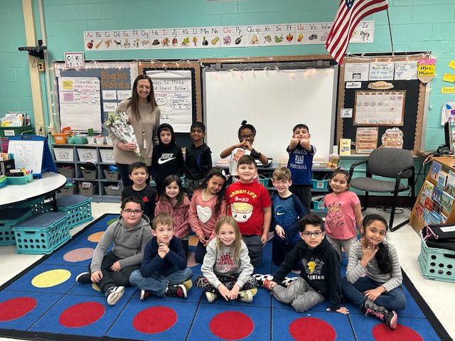Congratulations to our CG Teacher of the Year, @MrsMann2020. Your dedication and commitment is evident by those smiling faces. We are so fortunate to share in your success.
