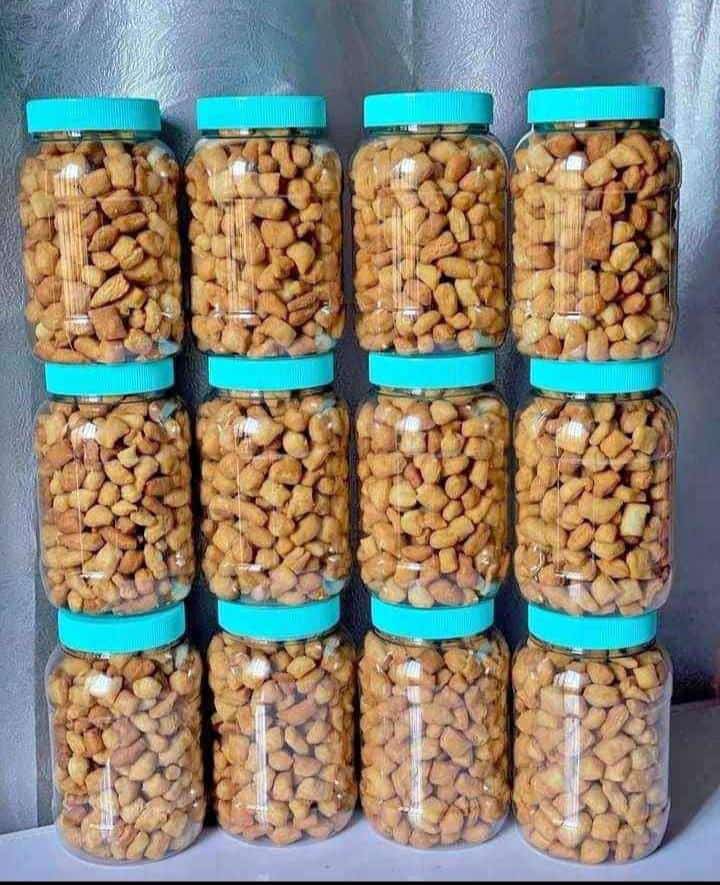 Cheenasaaa's tweet photo. This is what i do. Please retweet, my customer might be on your timeline.... Tainkyuu ☺️ https://t.co/TLY3sogqr8