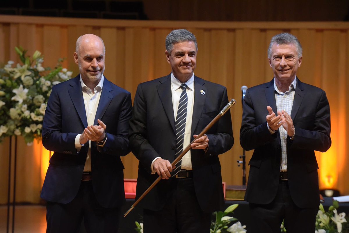 la_corrientep's tweet image. ¡Felicitaciones @jorgemacri y @claramuzzio! Una nueva ciudad comienza y estaremos acompañándolos 💛💪🏽