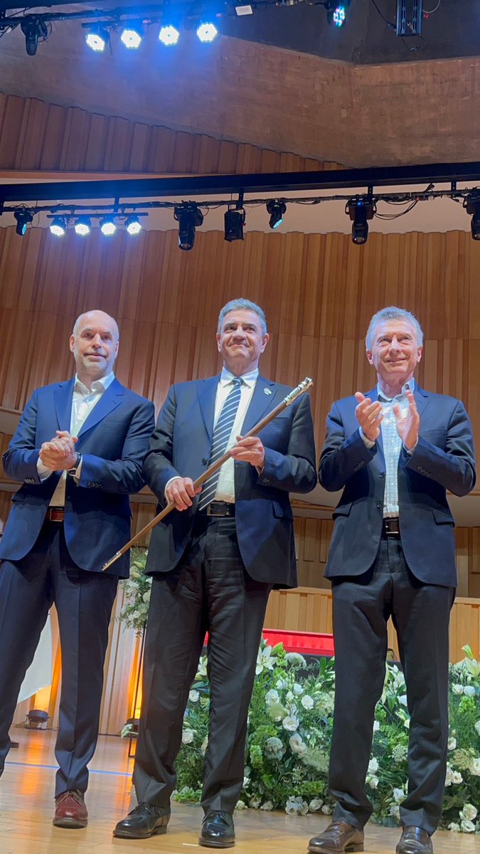 la_corrientep's tweet image. ¡Felicitaciones @jorgemacri y @claramuzzio! Una nueva ciudad comienza y estaremos acompañándolos 💛💪🏽