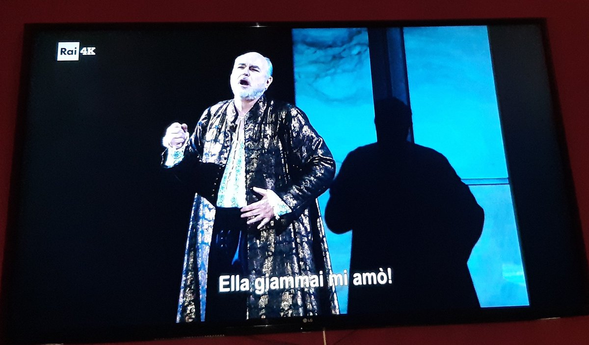 DdarkM's tweet photo. Sono estasiata
#PrimaScala #DonCarlo @RaiCultura @RaiUno @RaiPlay
@teatroallascala #rai4k https://t.co/VjDmOrme9X