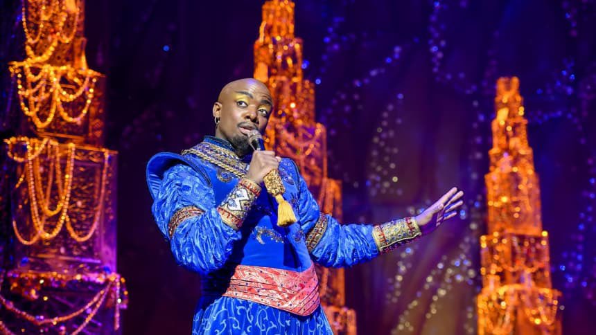 Penclawdd's tweet photo. 💫We had a spectacular time @theCentre watching the opening performance of 💫Aladdin. What a wonderful Christmas 🎄 treat #PencEXP #Pencpolarbears #Pencstarfish #Pencsharks https://t.co/0yZ8aXpPNP